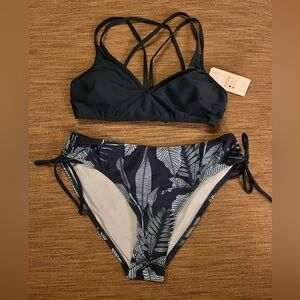 Brand new with tags CUPSHE size small bikini